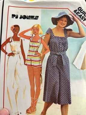 5/$25 PJ Jones Floral Navy Jumpsuit with Tie Straps McCall 5499